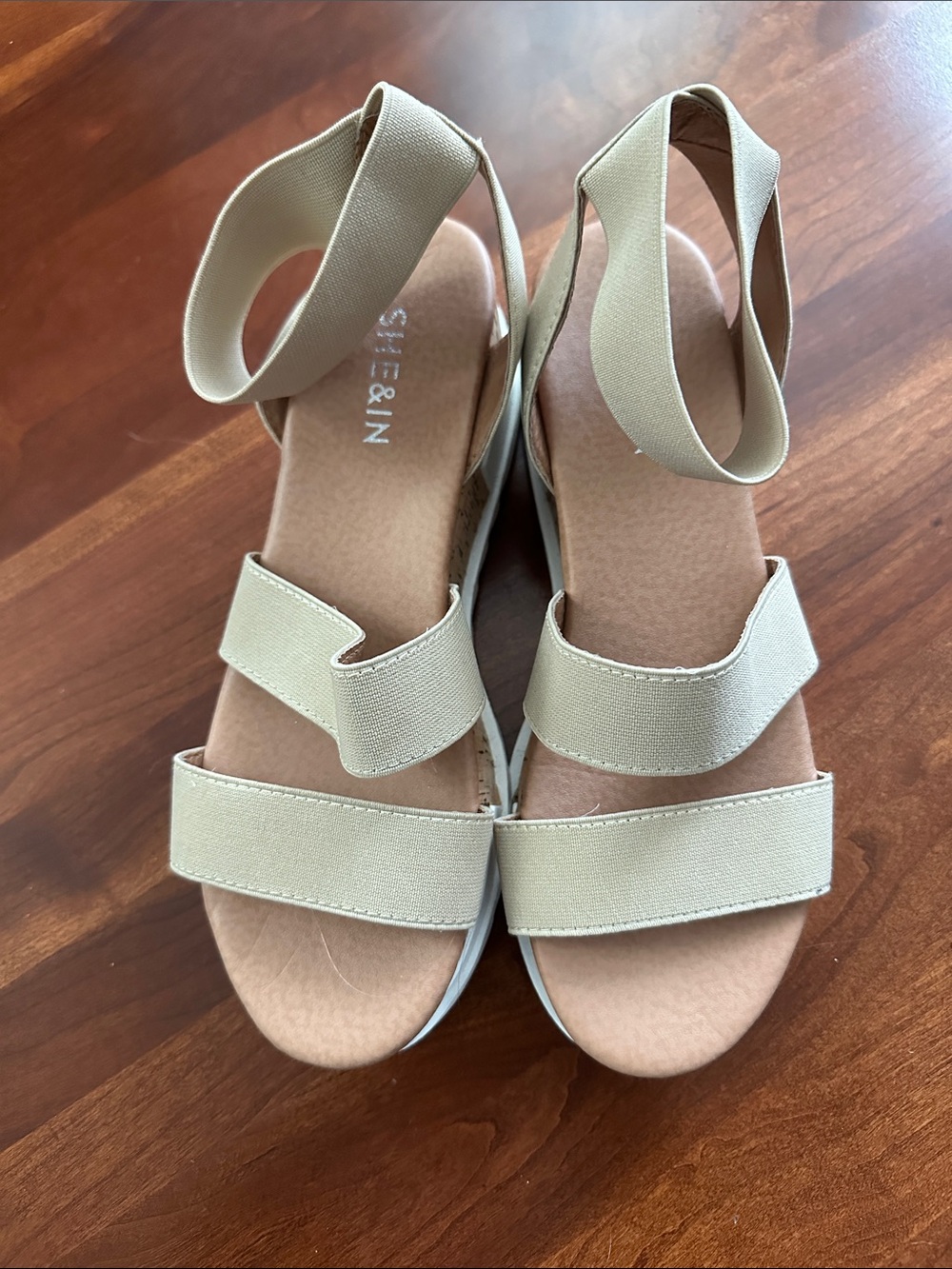 Simple Women's Elastic platform Strap Sandals in Beige